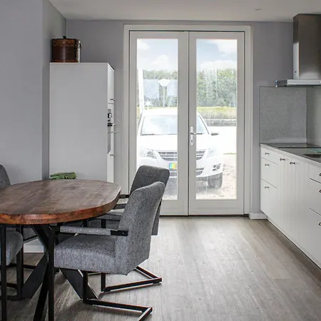 Lovely In With House Sea View